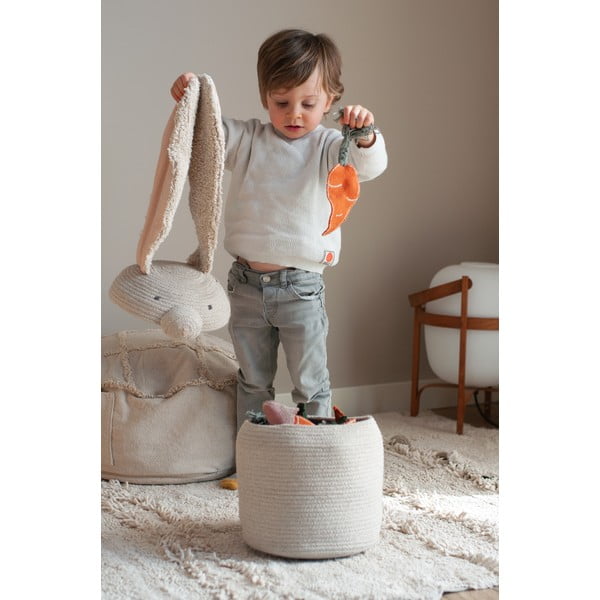 Kremowy tekstylny dziecięcy kosz na zabawki ø 25x30 cm Rita the Rabbit – Lorena Canals-image-1