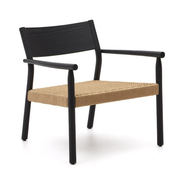 Czarny fotel z plecionką Yalia – Kave Home