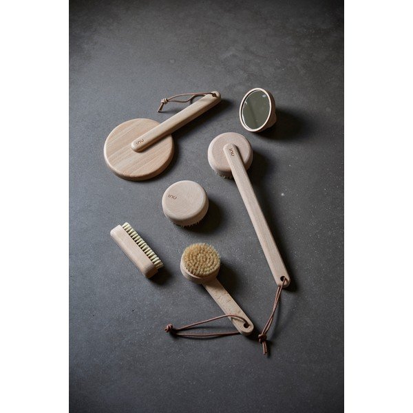 Drewniana szczotka do kąpieli Inu − Zone-image-4