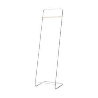 Biały wieszak YAMAZAKI, wys. 140 cm