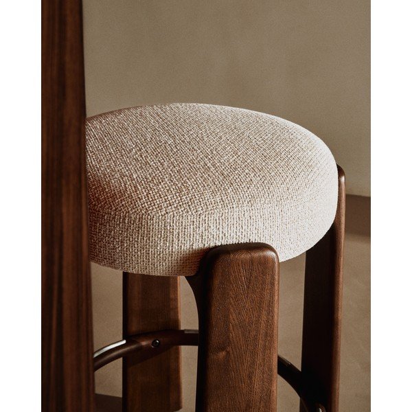 Hoker w kolorze beżowo-ciemnonaturalnym z litego drewna jesionowego (wysokość siedziska 65 cm) Granite – Kave Home-image-3