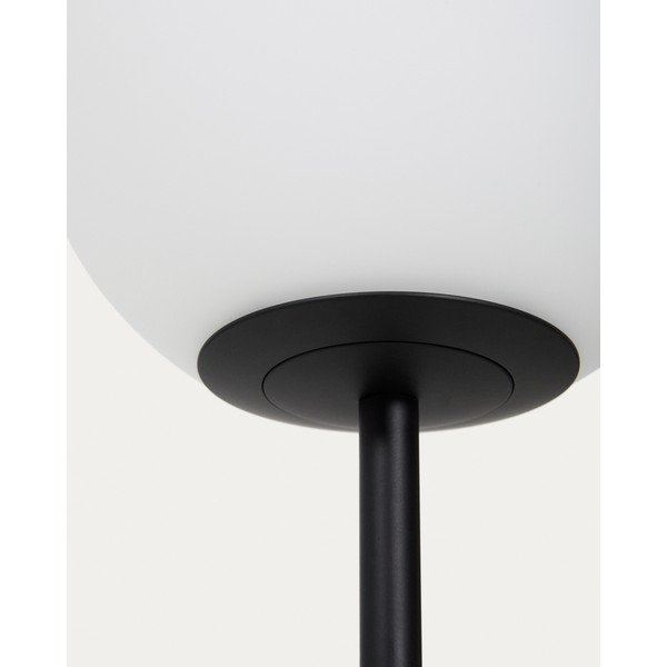 Biała/czarna lampa stojąca ze szklanym kloszem (wysokość 155 cm) Brisia – Kave Home-image-3