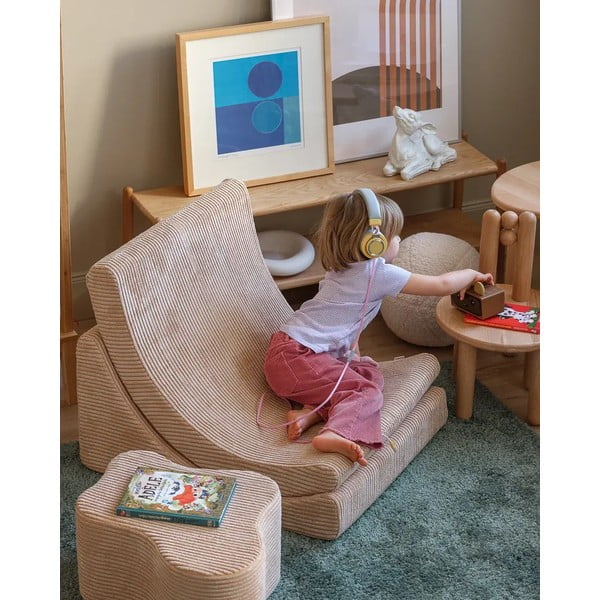Jasnobrązowy sztruksowy fotel dziecięcy Moon – Wigiwama-image-4