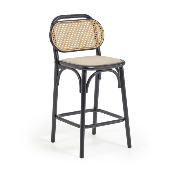 Czarny hoker z litego drewna wiązu (wysokość siedziska 65 cm) Doriane – Kave Home