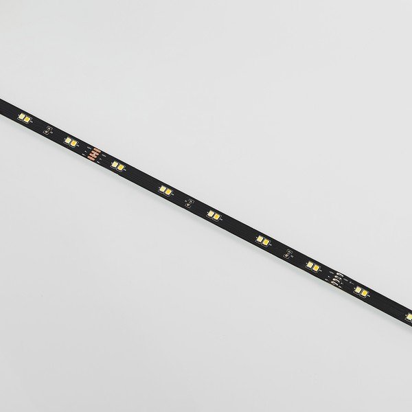 Czarna taśma LED 500 cm Chip – Reality-image-1