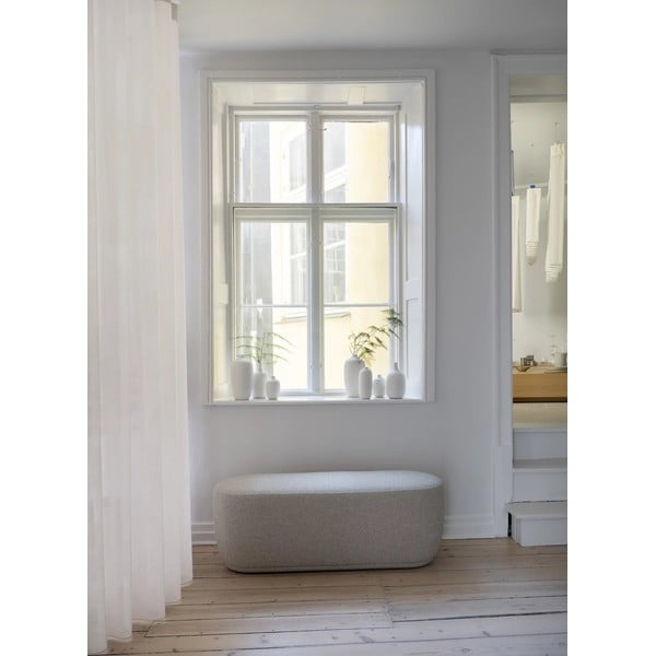 Szara sofa z materiału bouclé 137,5 cm KUON – Blomus-image-3