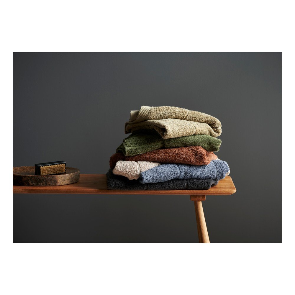 Ciemnoszary bawełniany ręcznik frotte 50x100 cm Line – Södahl (zdjęcie 4)