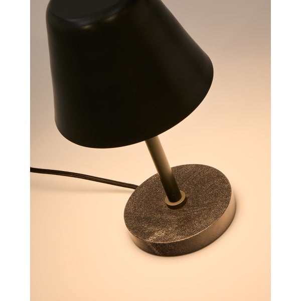 Ciemnozielono-czarna marmurowa lampa stołowa z metalowym kloszem (wysokość 32 cm) Calina – Kave Home-image-2