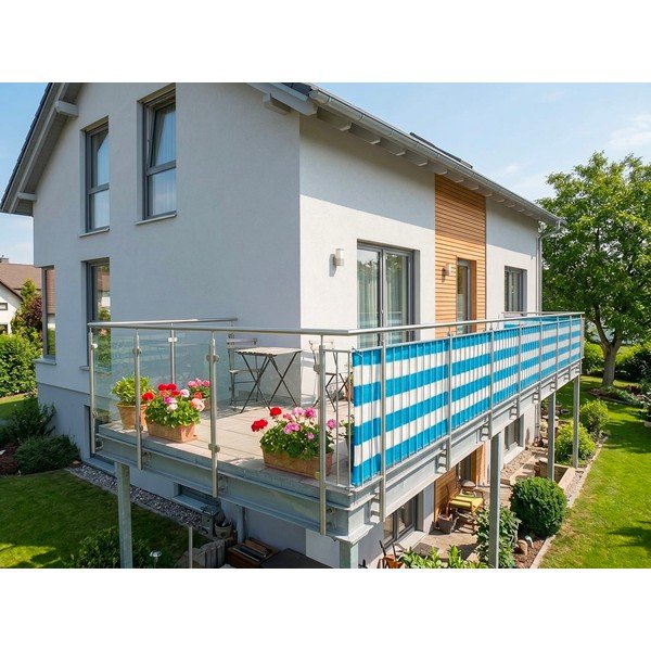 Biało-niebieska plastikowa osłona balkonowa 500x90 cm – Garden Pleasure