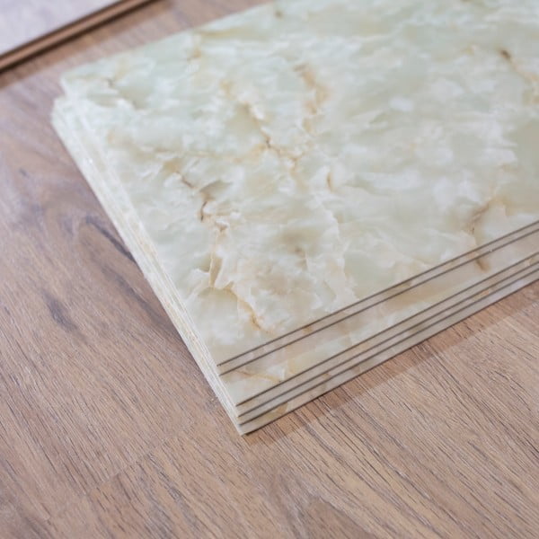 Płytki samoprzylepne na ścianę zestaw 6 szt. 60x30 cm Green Onyx – SP TREND-image-1