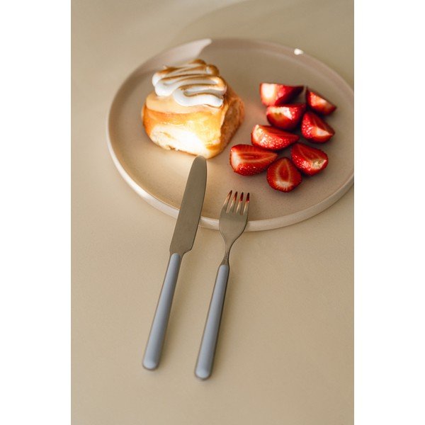 Jasnoniebieskie/w kolorze srebra sztućce 4 szt. ze stali nierdzewnej dla 1 osoby Noli – noo.ma-image-2