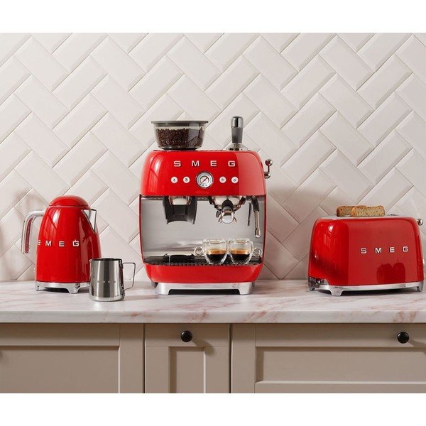 Czerwony czajnik SMEG-image-1