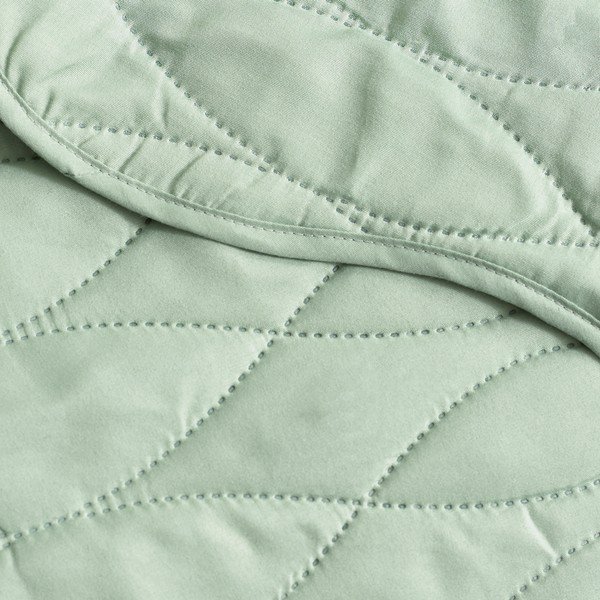 Zielona narzuta pikowana 240x260 cm Scallop Waves – Catherine Lansfield-image-2