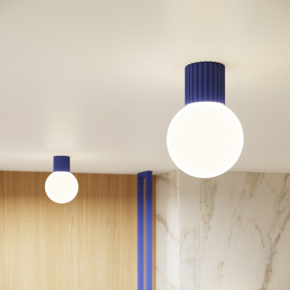 Niebieska lampa sufitowa ze szklanym kloszem ø 12 cm Orbital – Sollux (zdjęcie 6)
