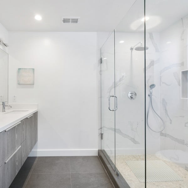 Mata antypoślizgowa pod prysznic 54x54 cm Quadro Premium – MSV-image-1