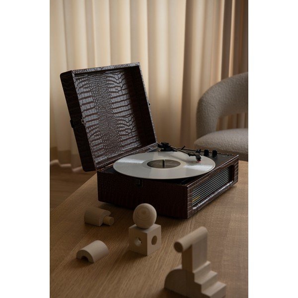 Brązowy gramofon Crosley Voyager Croc-image-1