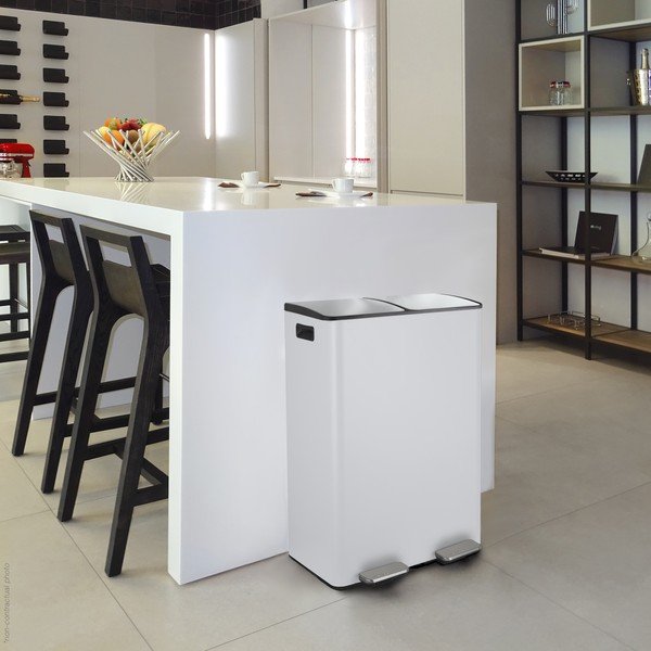 Stalowy kosz na śmieci 2x30 l do segregacji odpadów/z pedałem w matowym białym kolorze   Aliya – Spirella-image-3