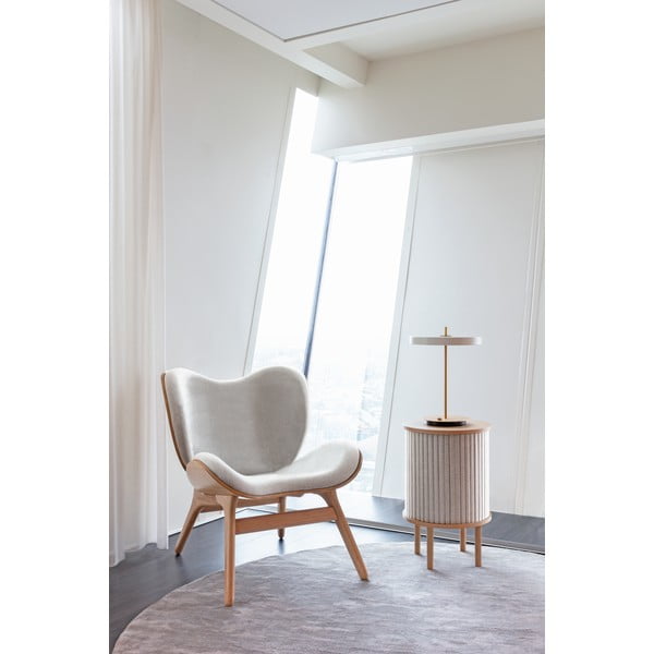 Jasnoszary fotel A Conversation Piece – UMAGE-image-4