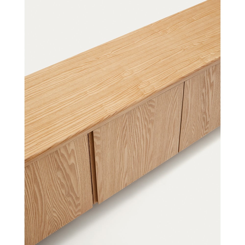 Szafka pod TV w dekorze jesionu w naturalnym kolorze 200x52x40 cm Salaya – Kave Home (zdjęcie 7)