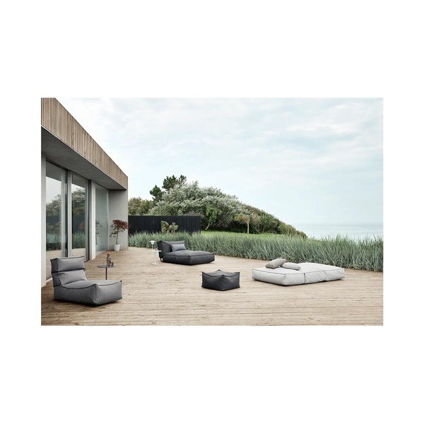 Jasnoniebieski tapicerowany leżak ogrodowy STAY – Blomus-image-4