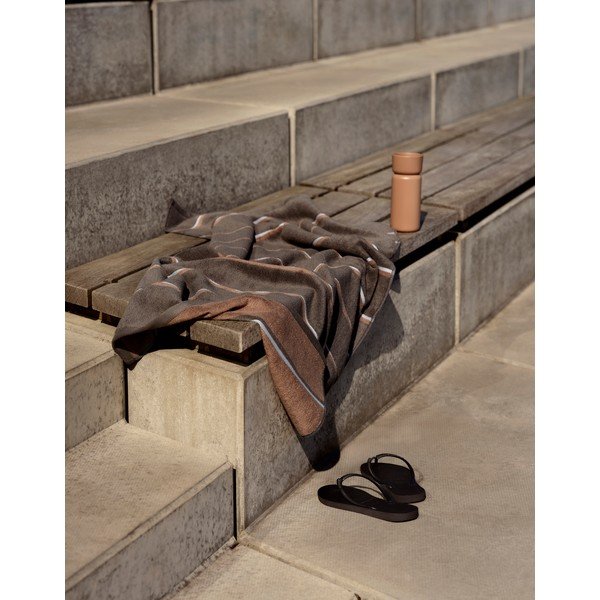 Brązowy/beżowy bawełniany ręcznik kąpielowy 70x140 cm Sauna – Zone-image-4