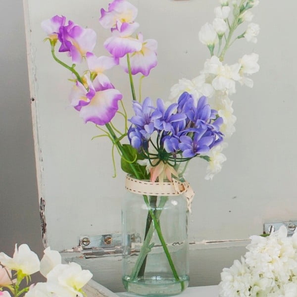 Szklany wazon ze sztucznymi kwiatami Sweetpea, 33 cm
