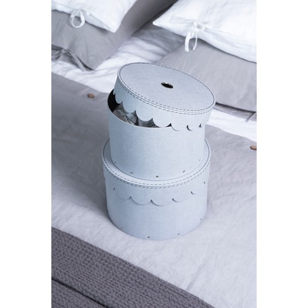 Jasnoszare kartonowe pojemniki z pokrywką zestaw 2 szt. ø 26x17,5 cm Wilma – Bigso Box of Sweden-image-1