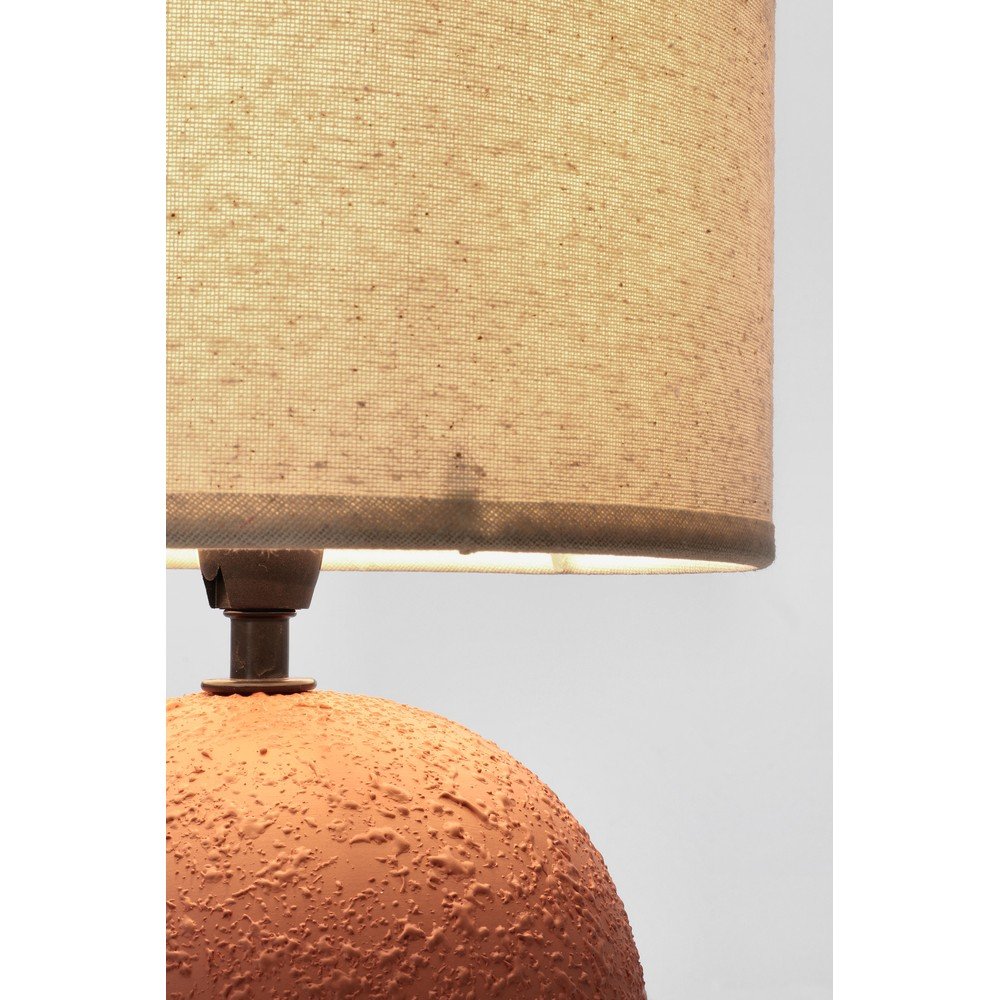 Lampa stołowa ceramiczna w kolorze terakoty z tekstylnym kloszem (wysokość 32 cm) Irvin – Yes Everyday (zdjęcie 4)