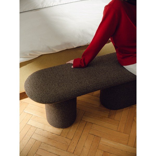 Brązowa tapicerowana ławka z materiału bouclé Rull – noo.ma-image-1