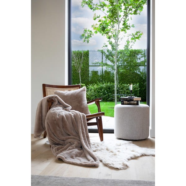 Brązowy koc ze sztucznego futra 150x200 cm Ruby – Tiseco Home Studio-image-3