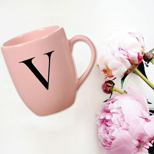 Różowy kubek ceramiczny Vivas Letter V, 330 ml