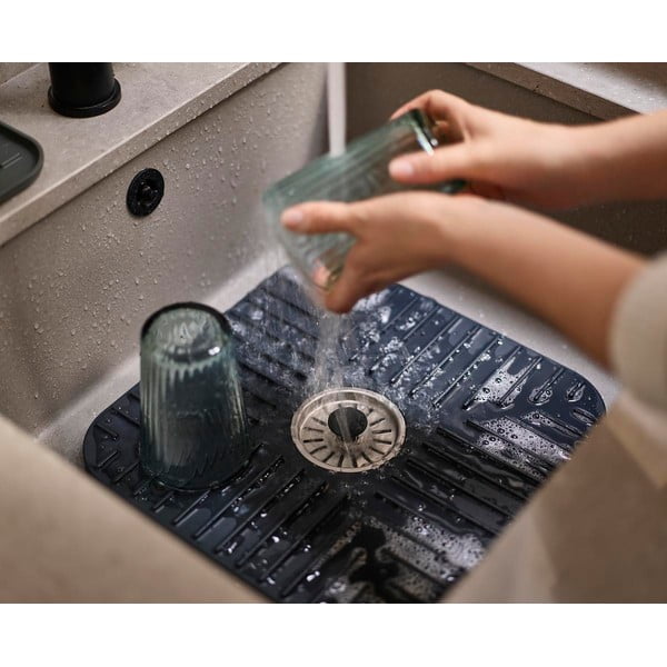 Mata antypoślizgowa do zlewu 30x30 cm SinkShield – Joseph Joseph-image-1