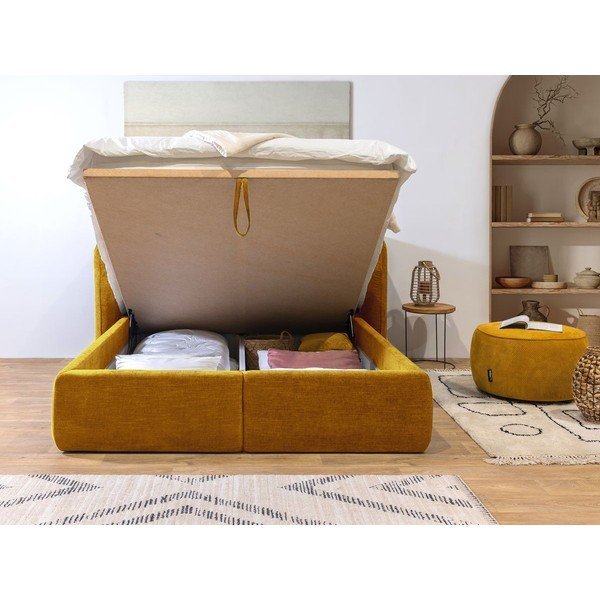 Tapicerowane łóżko dwuosobowe w kolorze ochry ze schowkiem i stelażem 160x200 cm Louise – Bobochic Paris-image-4