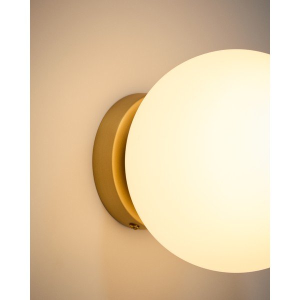 Kinkiet w biało-złotym kolorze ø 15 cm Brisia – Kave Home-image-2