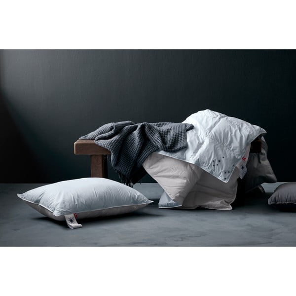 Poduszka wypełniona pierzem 40x80 cm Neptune Low – Universe of Sleeping-image-1