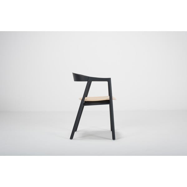 Czarne krzesło z drewna dębowego Gazzda Muna-image-4