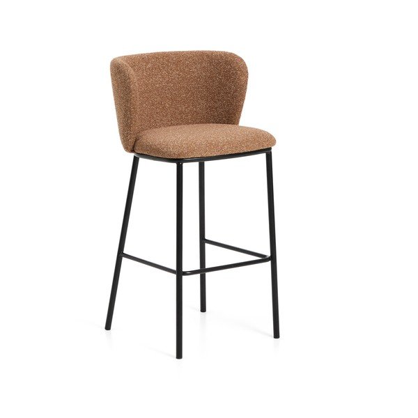 Tapicerowany hoker w kolorze terakoty (wysokość siedziska 75 cm) Ciselia – Kave Home