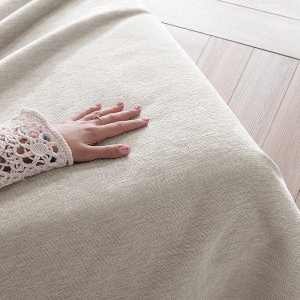 Beżowa narzuta z szenilu 220x240 cm Talo – Filumi-image-1