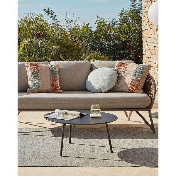 Czarny stolik Kave Home Ulrich, ⌀ 70 cm-image-1