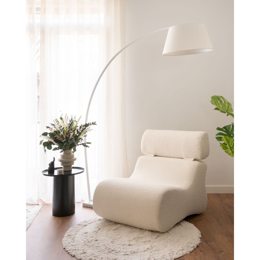 Metalowy okrągły stolik ø 45 cm Fleksa – Kave Home (zdjęcie 3)