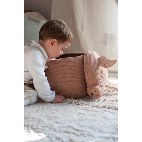 Jasnoróżowy tekstylny dziecięcy kosz na zabawki ø 32x30 cm Peggy the Pig – Lorena Canals-image-3