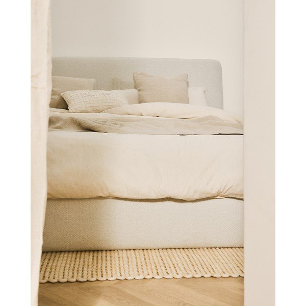 Beżowe tapicerowane łóżko dwuosobowe bez stelaża 180x200 cm Martina – Kave Home-image-2