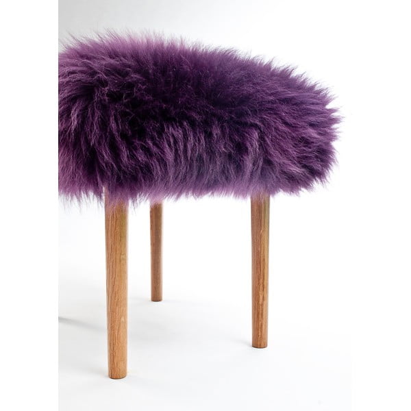 Podnóżek z owczej skóry Ceri Aubergine-image-2