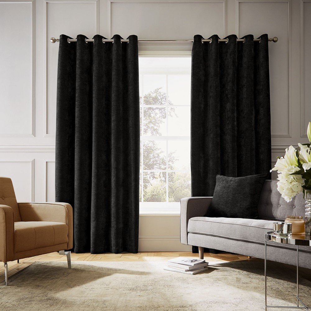 Czarne zasłony termiczne z szenilu zestaw 2 szt. 168x229 cm Selene Luxury Chenille – Hyperion (zdjęcie 5)