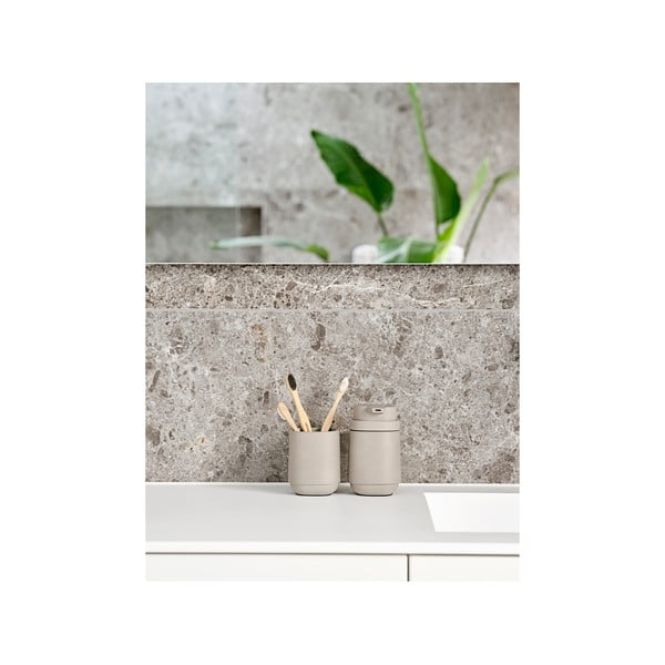 Beżowy betonowy kubek na szczoteczki do zębów Time – Zone-image-3