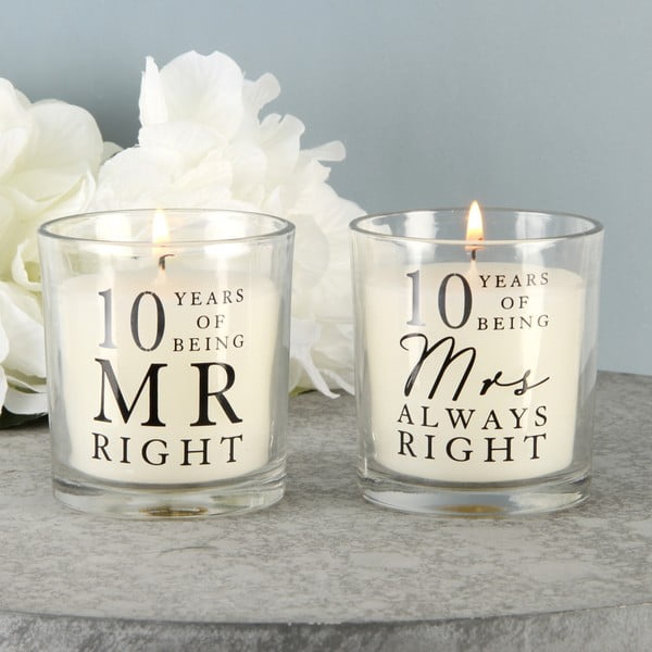Zestaw 2 świeczek o zapachu bawełny z okazji 10 rocznicy ślubu Amore Mr. Right and Mrs. Always Right, 18 h palenia