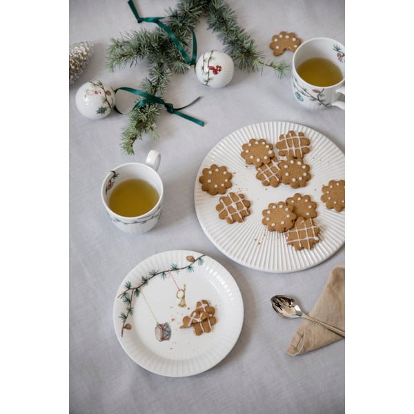 Biały porcelanowy talerz deserowy ze świątecznym motywem ø 19 cm Hammershøi Christmas – Kähler Design-image-1