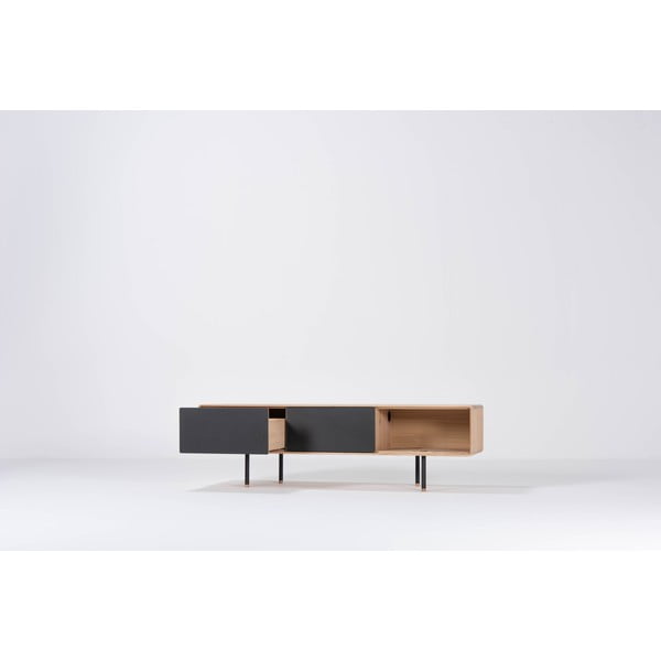 Czarno-naturalna szafka pod TV z litego drewna dębowego 160x48 cm Fina – Gazzda-image-1