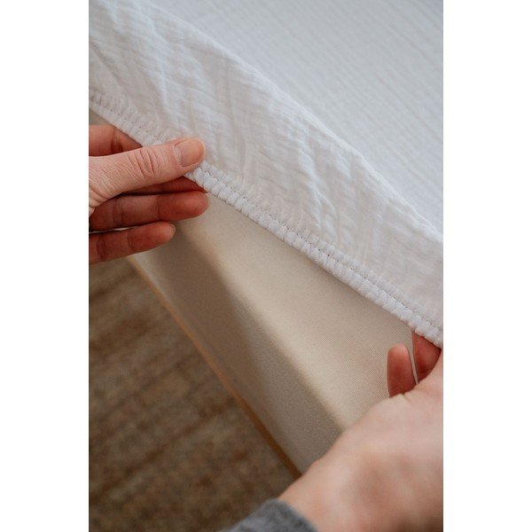 Białe prześcieradło dziecięce do łóżeczka muślinowe z gumką 60x120 cm Burumcuk – Mijolnir-image-3