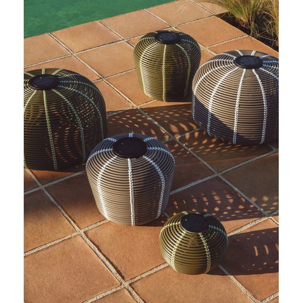 Lampa zewnętrzna stołowa/przenośna LED solarna/na USB ø 50 cm Garoina – Kave Home-image-1